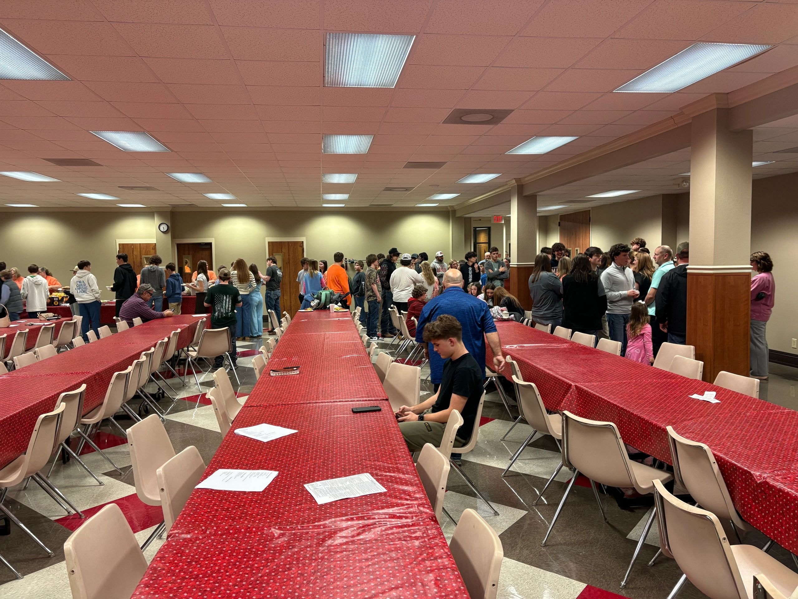 Community food service volunteers